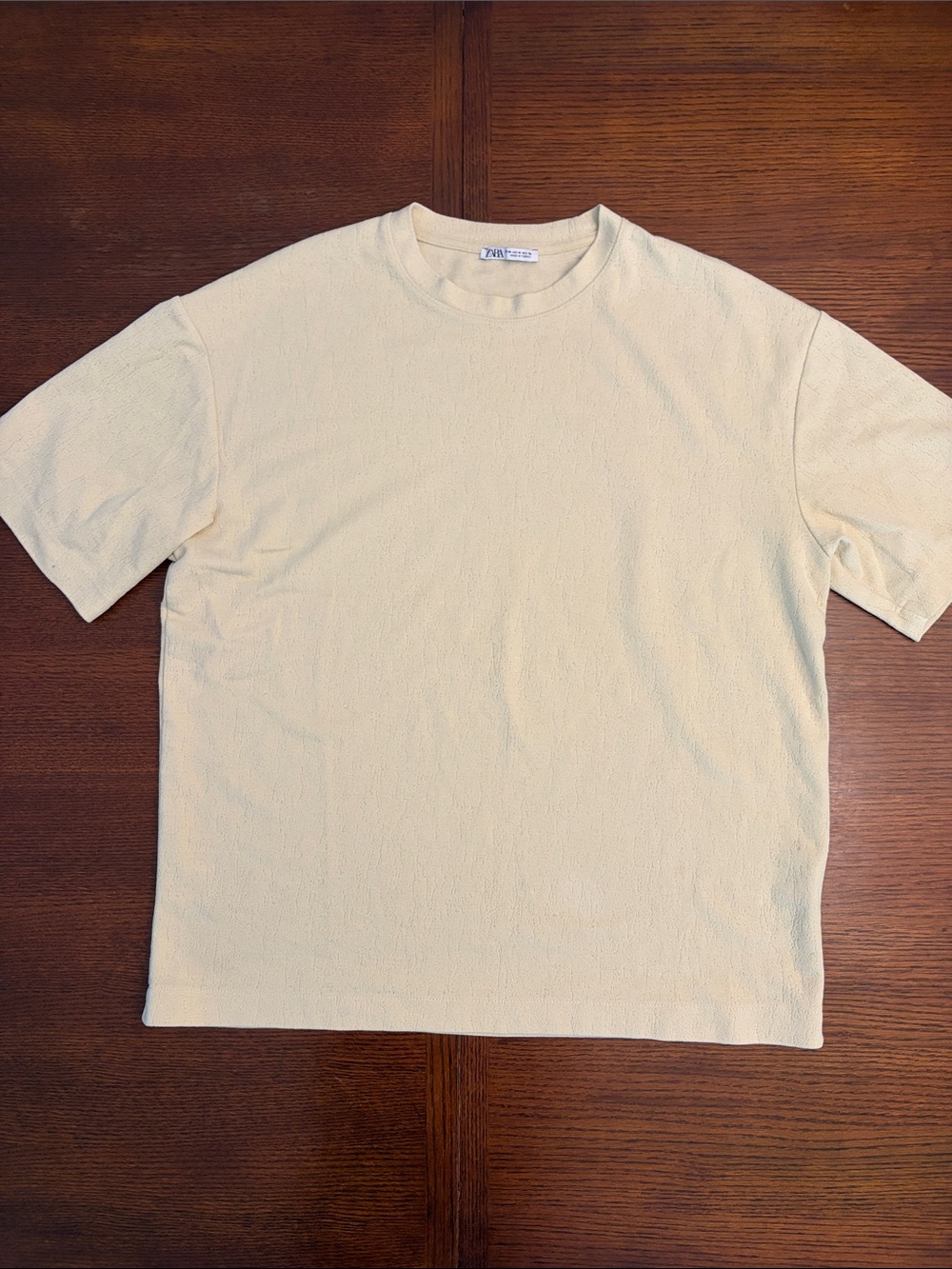 Zara Short Sleeve Crewneck Shirt in Light Cream “yellowish”